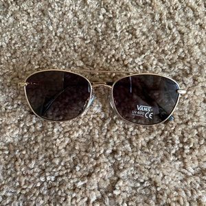 Vans aviator sunglasses